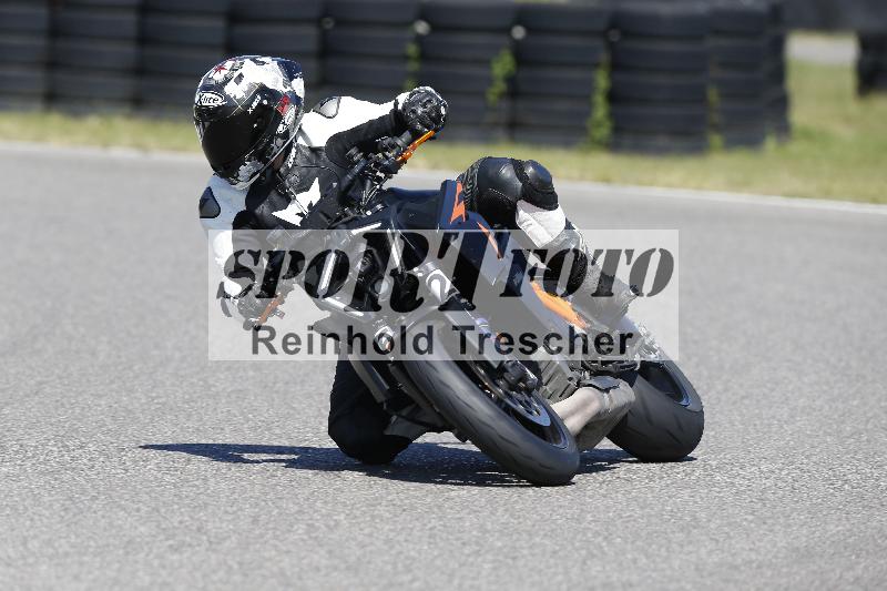 /Archiv-2025/48 25.08.2025 Cornu Master School ADR/rot-rouge/62